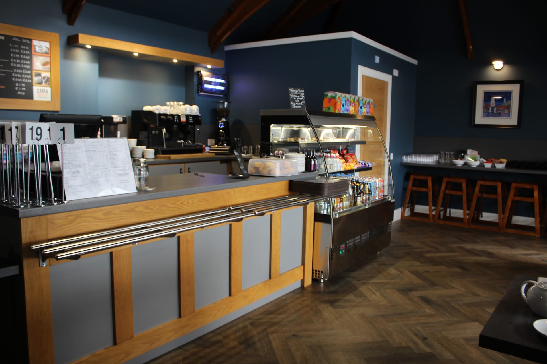 A wooden breakfast counter in a coffee shop.
